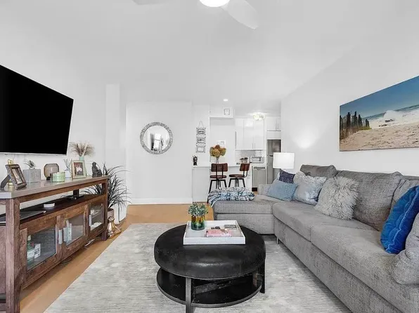 160 East 27th Street image 4 of 8