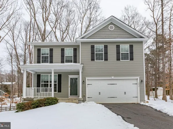 10437 Blair House Cir, King George, VA 22485