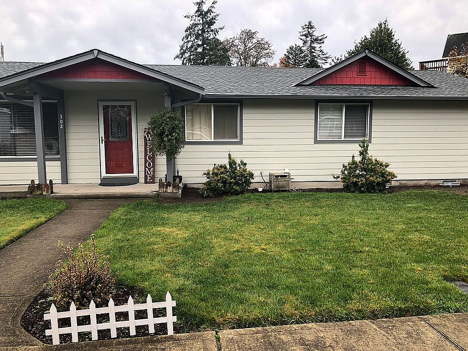 1st image of 302 Calistoga St E