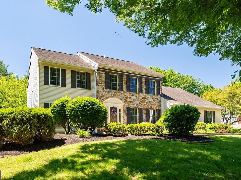 1st image of 1643 Bow Tree Dr
