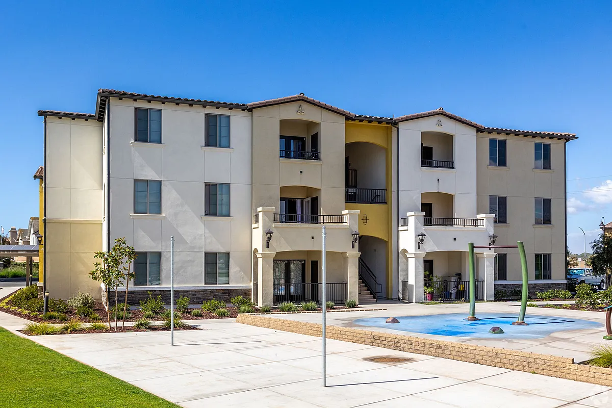 Building Photo - Centennial Gardens Apartments