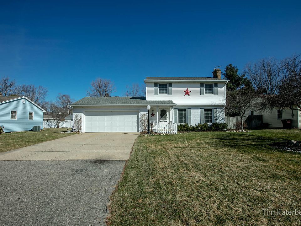 1683 Cedarlane Dr, Jenison, MI 49428 Zillow