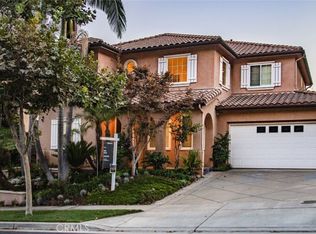 27 Mountain Laurel Way, Azusa, CA 91702