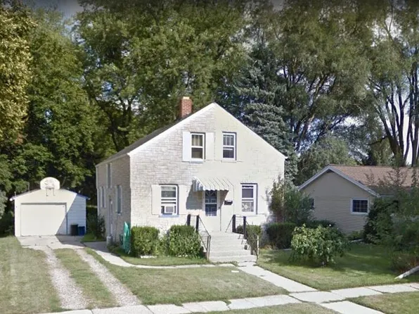 223 Vine STREET, Delavan, WI 53115