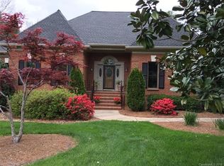 3328 Providence Plantation Ln, Charlotte, NC 28270