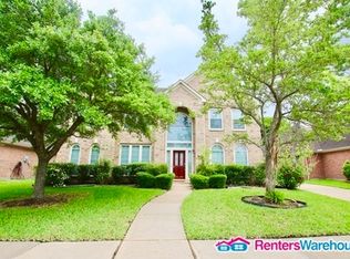 1610 Thunder Lake Ln, Sugar Land, TX 77498