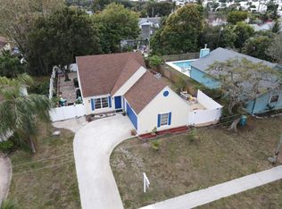 706 SW 1st Ct, Boynton Beach, FL 33426