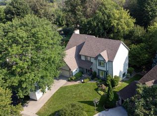 9215 Talus Cir, Eden Prairie, MN 55347