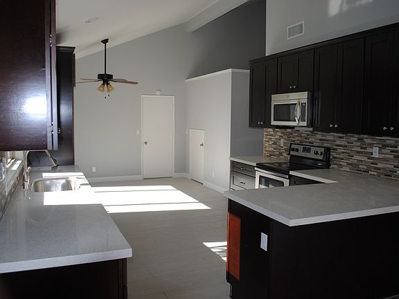 2nd image of 8083 Wild Flower Way