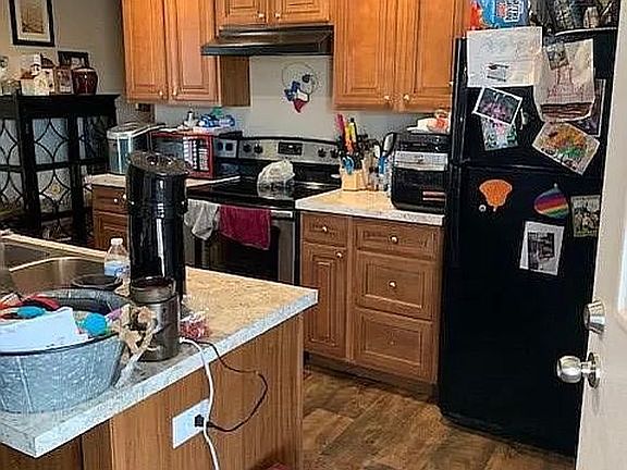 3rd image of 203 Brooke St