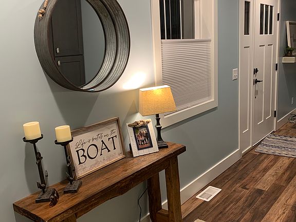 3rd image of 294 Piper Cove