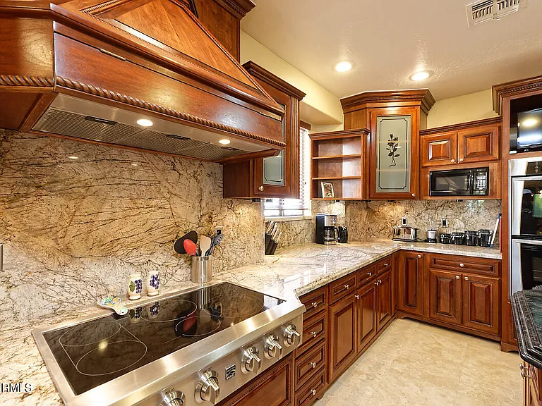 10220 E Cochise Dr — Photo 18