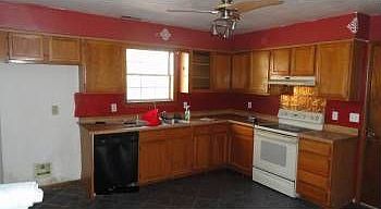 5th image of 1406 Larkview Dr
