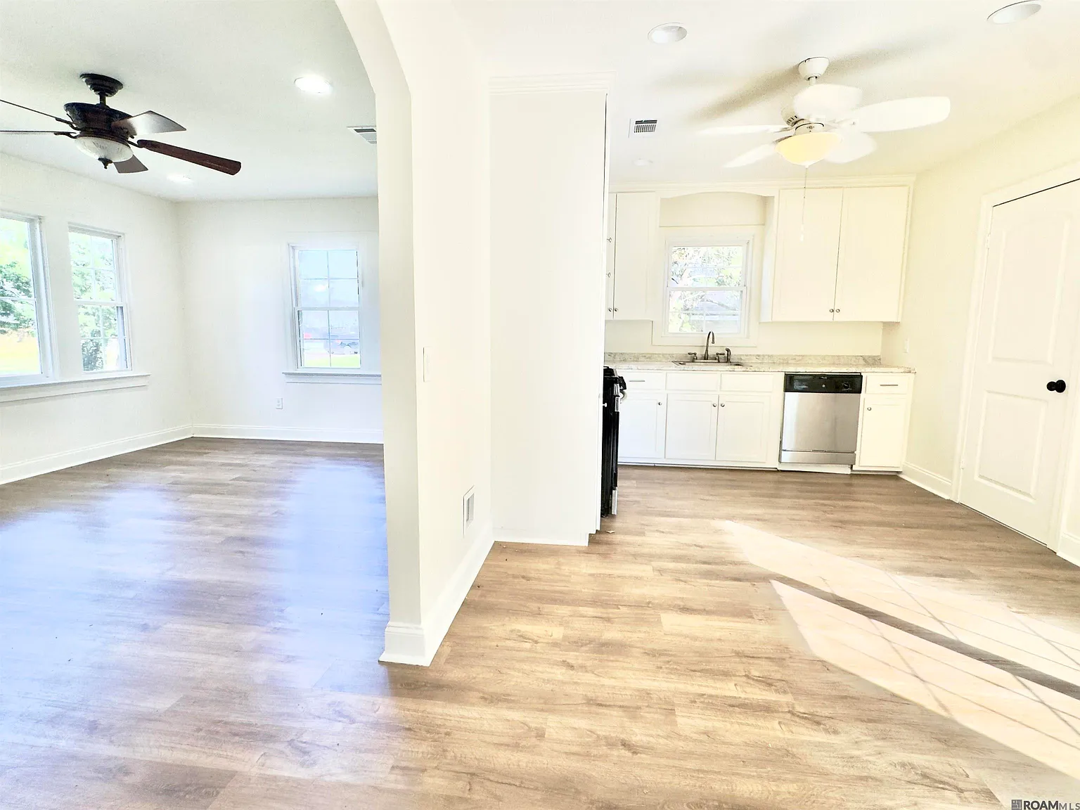 3 bed, 1477 sqft, $1,800 — Photo 4