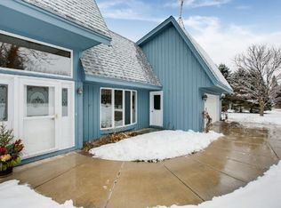 9300 96th St N, Saint Paul, MN 55115