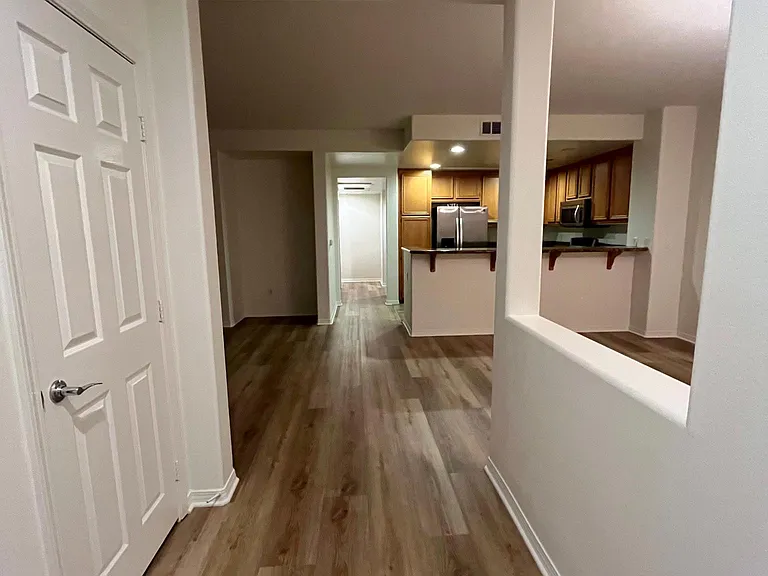 274 Riverdale Ct #1003 — Photo 1