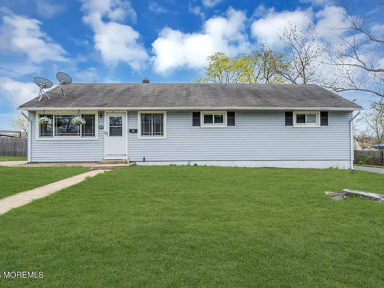 405 Terrace Ave — Photo 8