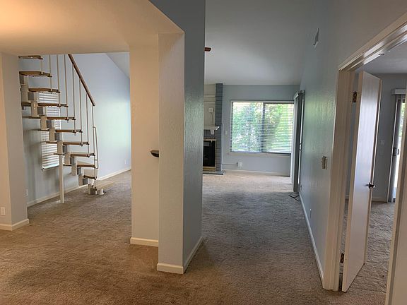 5th image of 1619 Sparkling Way