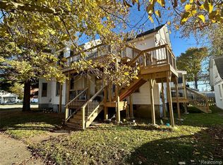 2437 Gratiot Ave, Port Huron, MI 48060