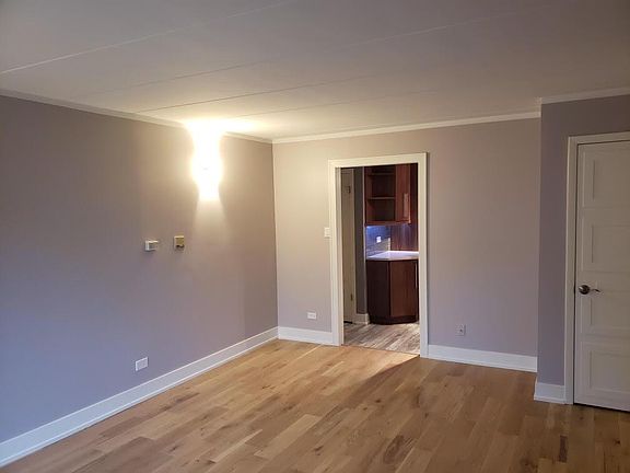 3rd image of 9040 W 140th St APT 2C