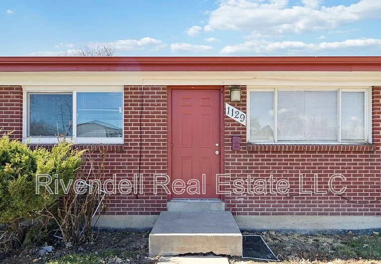 1127 Xenia St — Photo 1