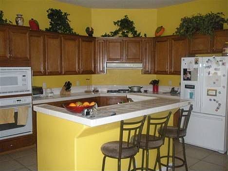 4th image of 79881 Dandelion Dr