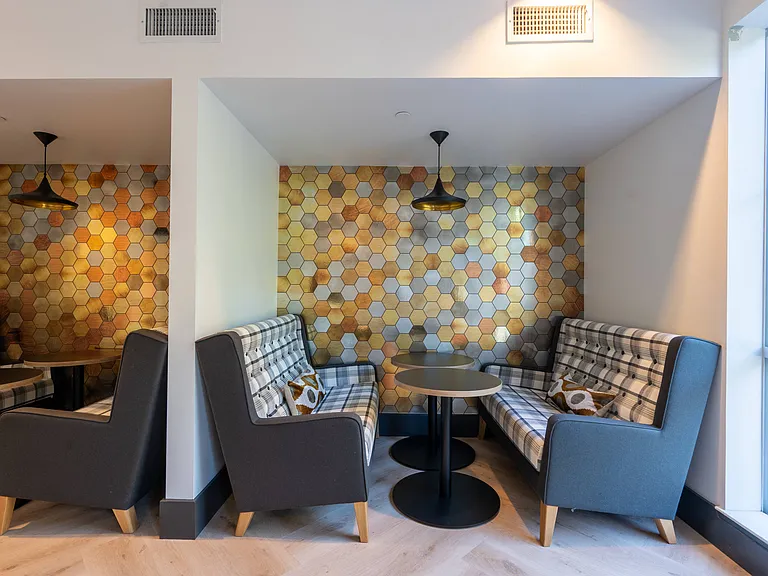 Mosaic Apartments — Photo 16