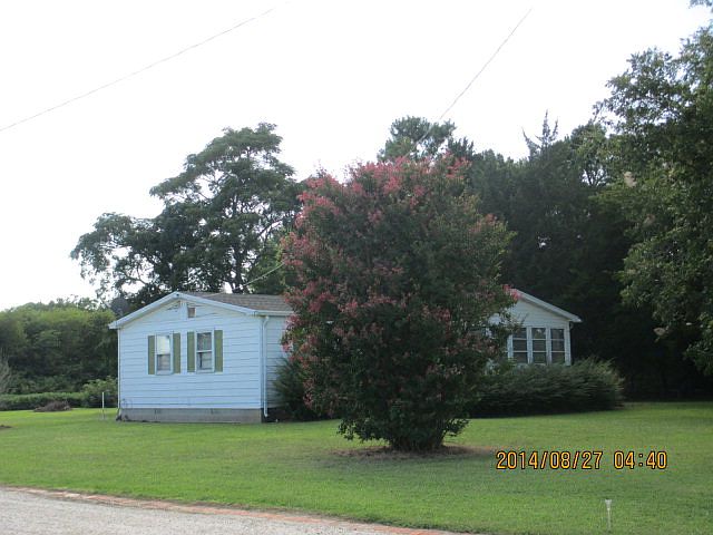 1st image of 16118 Vincent Ln