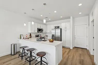 3rd image of 10530 W Hammer Ln #10551