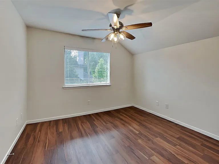 1418 Summer Rain Dr — Photo 12