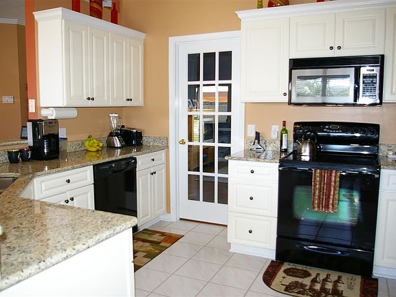 3rd image of 3851 Saber Tooth Cir