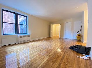 41-11 Parsons Blvd #301, Flushing, NY 11355