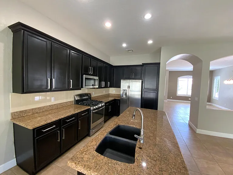6204 E Phelps Rd — Photo 10