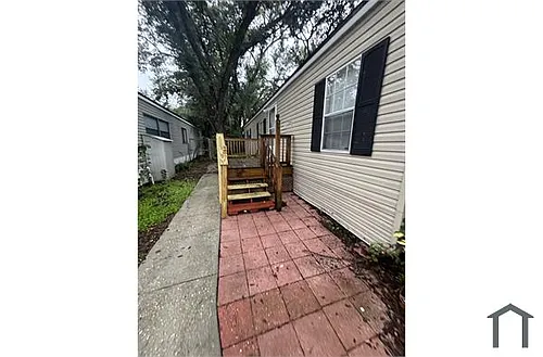 10553 Bay Hills Cir Photo 1
