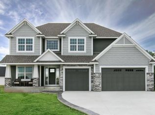15743 Utah Ave, Savage, MN 55378