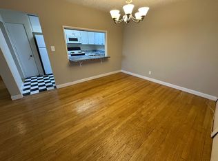 1321 N Franklin Pl APT 7B, Milwaukee, WI 53202
