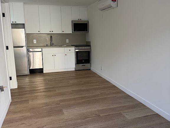 5th image of 1641 Maltman Ave #1639