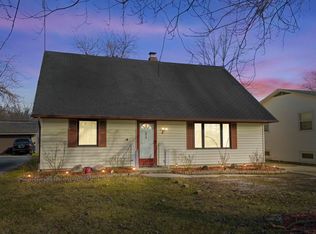 2928 Hobson Rd, Fort Wayne, IN 46805