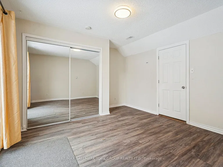 351 Winnifred Dr #EAST — Photo 10