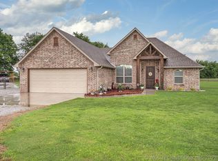 260 E 498th Cir, Pryor, OK 74361
