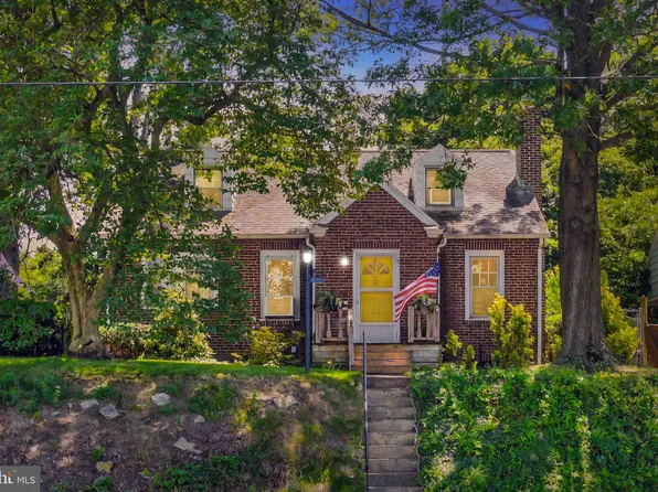 3805 Locust Ln, Harrisburg, PA 17109