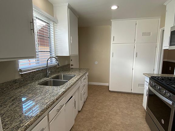 5th image of 2324 E Washington Blvd
