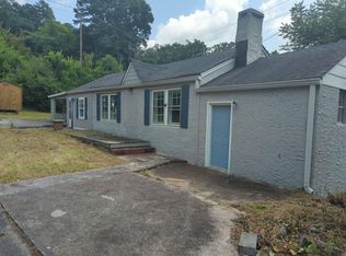 411 E Gordon Ave, Rossville, GA 30741