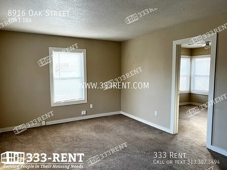 8916 Oak St — Photo 4