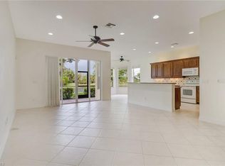 2103 Isla De Palma Cir, Naples, FL 34119