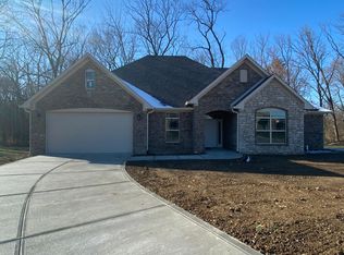 1200 Highbury Dr, Danville, IN 46122