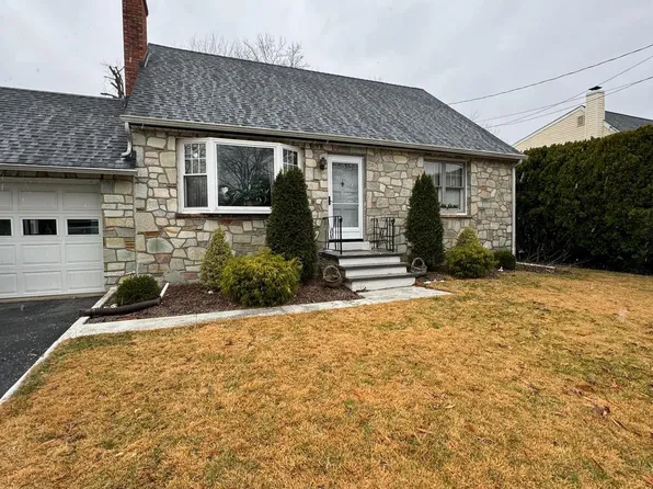 20 Linden Ave, Bordentown, NJ 08505