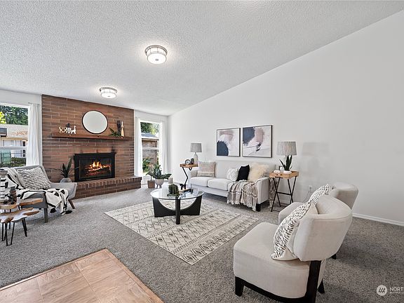 4th image of 2212 27th Avenue SE