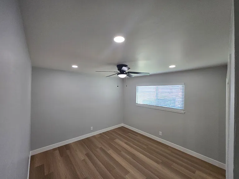 PARKWEST APARTMENTS — Photo 59