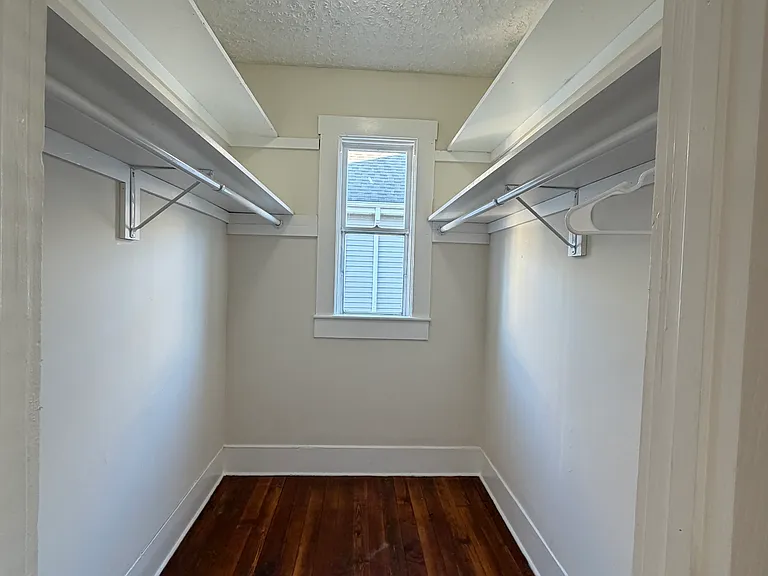 106 Ashley Blvd #3 — Photo 4